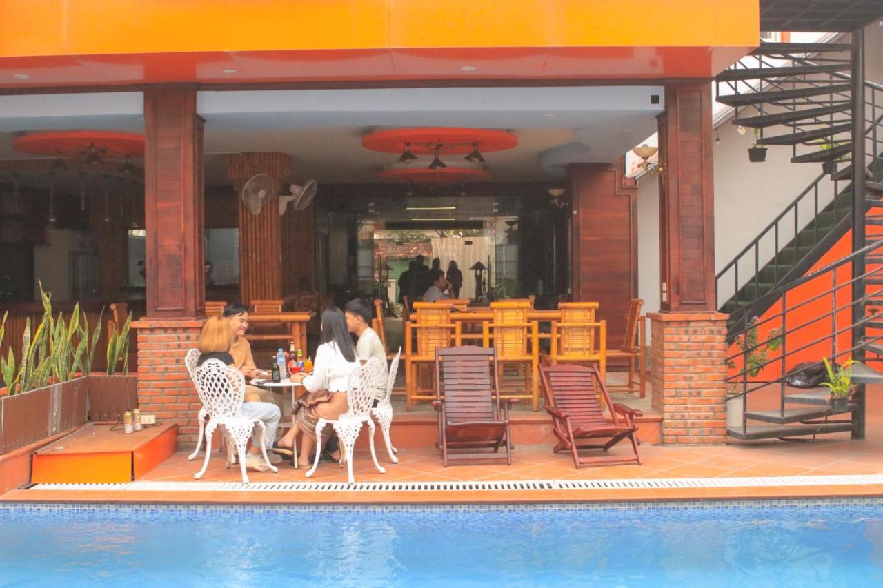 Nana Vientiane Hostel Exterior photo